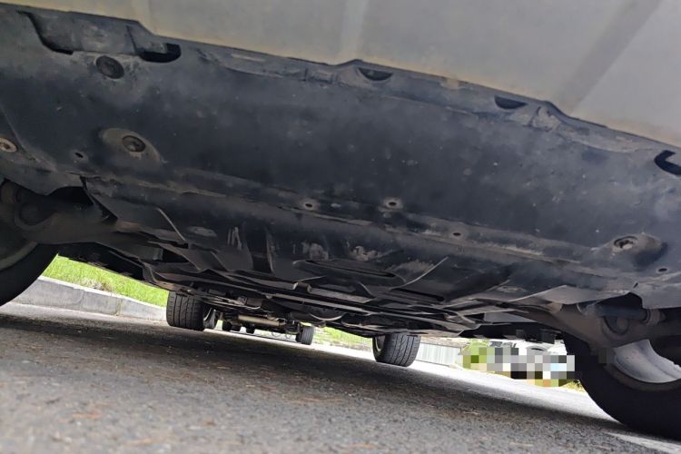 Used Mercedes-Benz M-Class 2014 ML 400 4MATIC Luxury Model Chassis Front