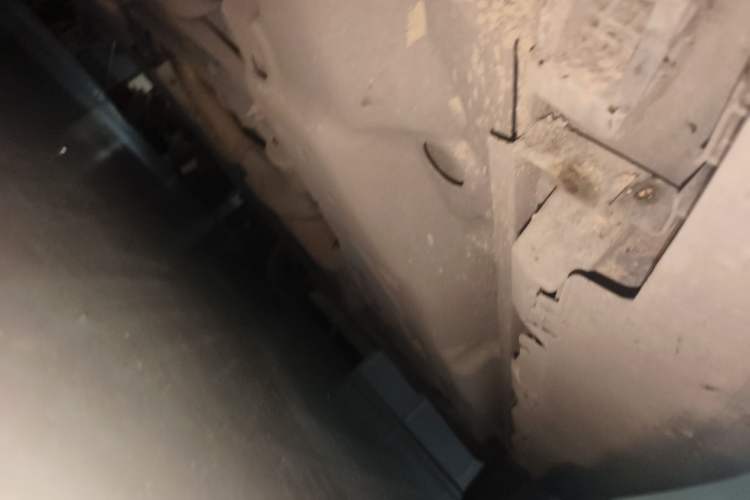 Used Mercedes-Benz M-Class 2014 ML 400 4MATIC Dynamic Model Chassis Front Left