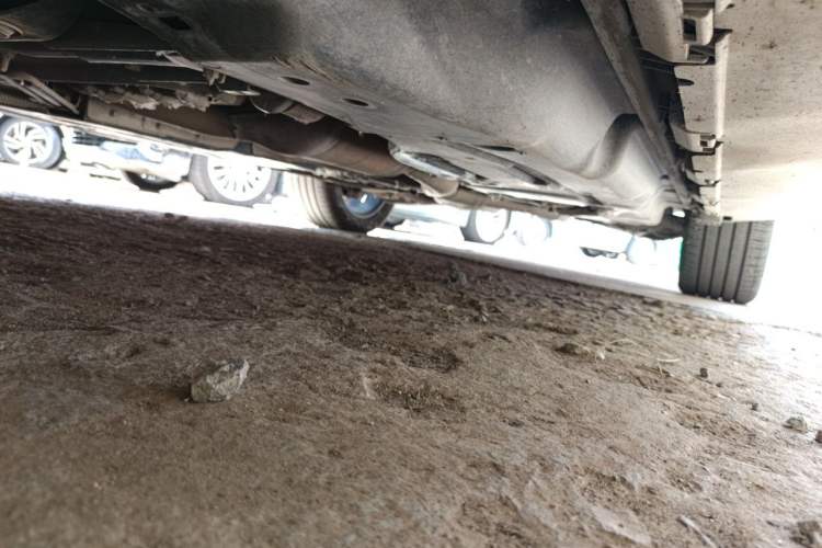 Used Mercedes-Benz M-Class 2014 ML 400 4MATIC Luxury Model Chassis Front Left