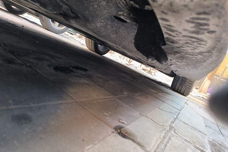 Used Mercedes-Benz M-Class 2014 ML 350 CDI 4MATIC Chassis Front Left