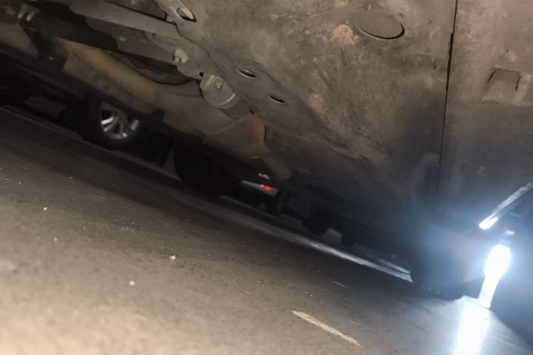 Used Mercedes-Benz M-Class 2014 ML 320 4MATIC Chassis Front Left