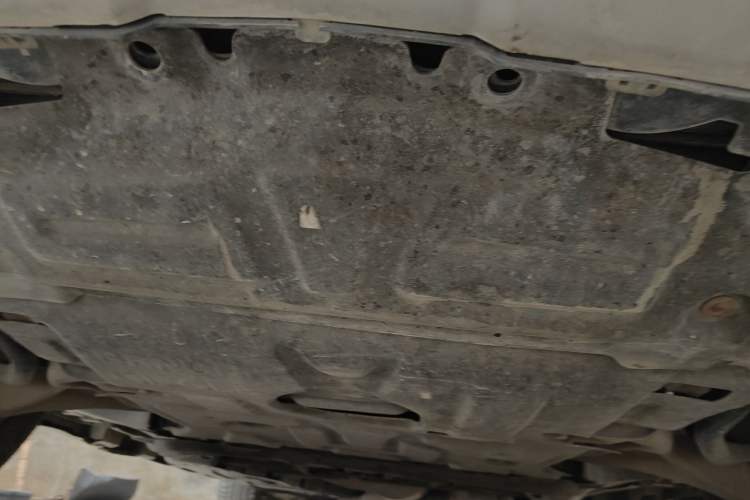 Used Mercedes-Benz M-Class 2014 ML 320 4MATIC Chassis Front