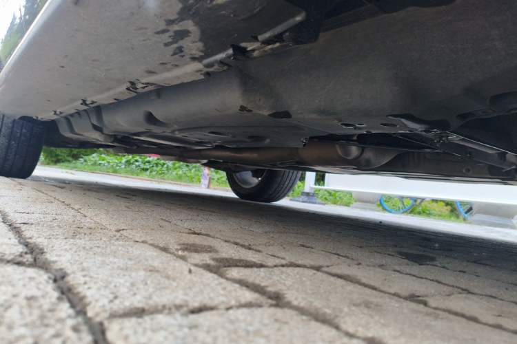 Used Mercedes-Benz M-Class 2014 ML 320 4MATIC Chassis Front Right