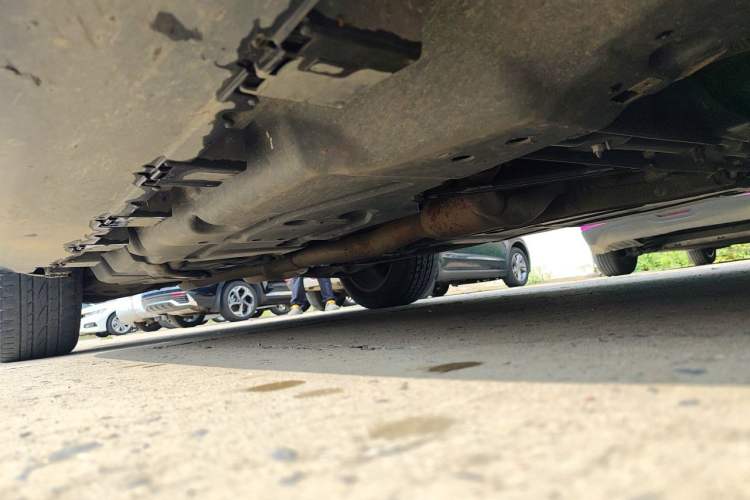 Used Mercedes-Benz M-Class 2014 ML 320 4MATIC Chassis Front Right