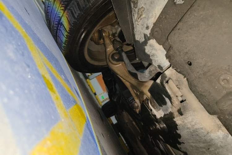 Used Mercedes-Benz M-Class 2014 ML 400 4MATIC Dynamic Model Chassis Front Right