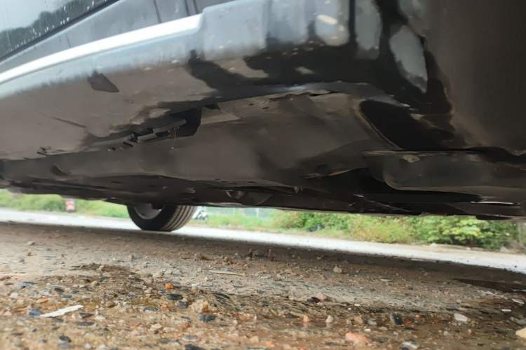 Used Mercedes-Benz M-Class 2014 ML 400 4MATIC Dynamic Model Chassis Front Right