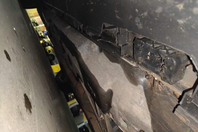Used Mercedes-Benz M-Class 2014 ML 400 4MATIC Dynamic Model Chassis Front Right