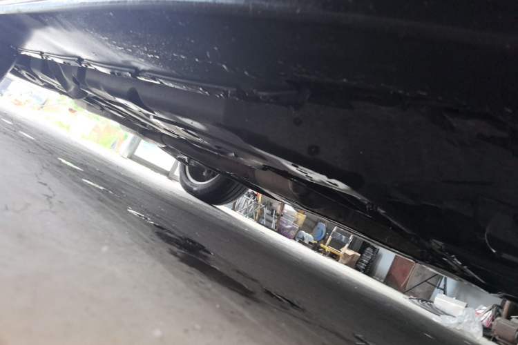 Used Mercedes-Benz M-Class 2014 ML 400 4MATIC Dynamic Model Chassis Front Right