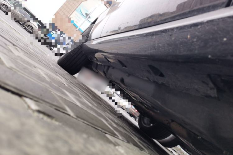 Used Mercedes-Benz M-Class 2014 ML 320 4MATIC Chassis Front Right