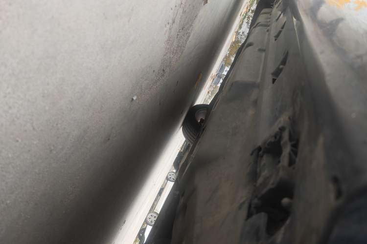 Used Mercedes-Benz M-Class 2014 ML 320 4MATIC Chassis Front Right