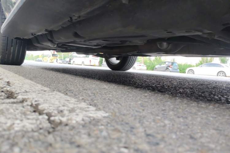 Used Mercedes-Benz M-Class 2014 ML 320 4MATIC Chassis Front Right