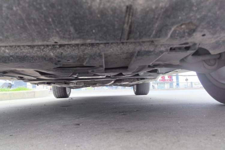 Used Mercedes-Benz M-Class  Chassis Front
