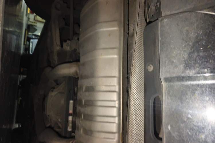 Used Mercedes-Benz M-Class 2014 ML 400 4MATIC Luxury Model Chassis Rear