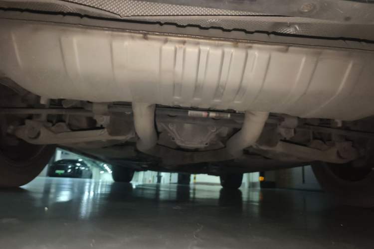 Used Mercedes-Benz M-Class 2014 ML 400 4MATIC Dynamic Model Chassis Rear