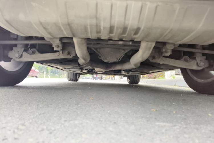Used Mercedes-Benz M-Class 2014 ML 400 4MATIC Dynamic Model Chassis Rear