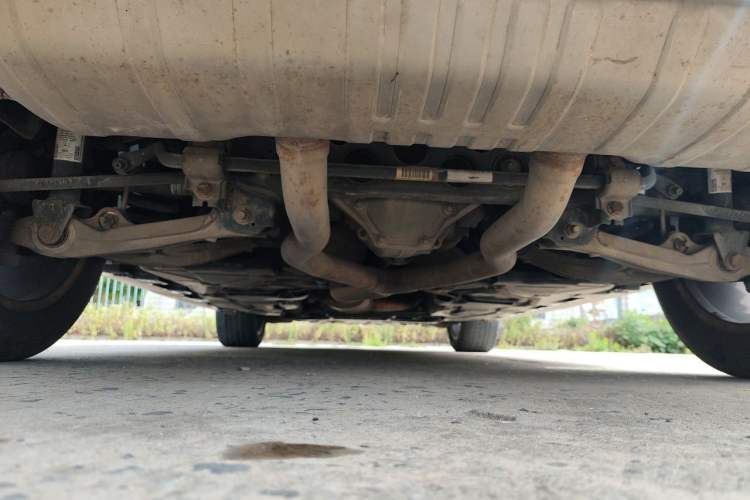 Used Mercedes-Benz M-Class 2014 ML 320 4MATIC Chassis Rear