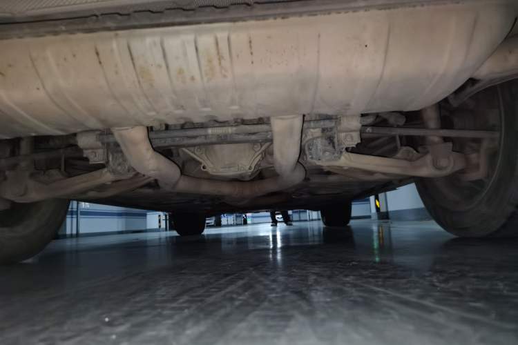 Used Mercedes-Benz M-Class 2014 ML 320 4MATIC Chassis Rear