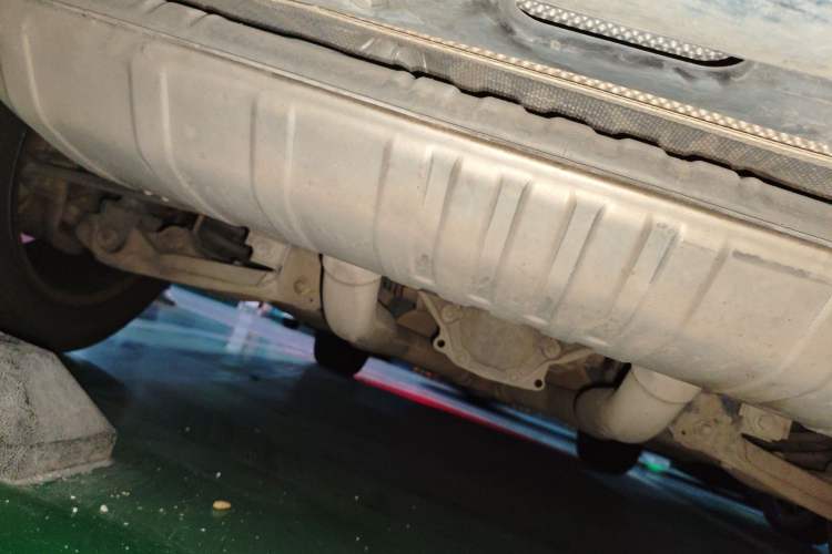 Used Mercedes-Benz M-Class 2014 ML 320 4MATIC Chassis Rear