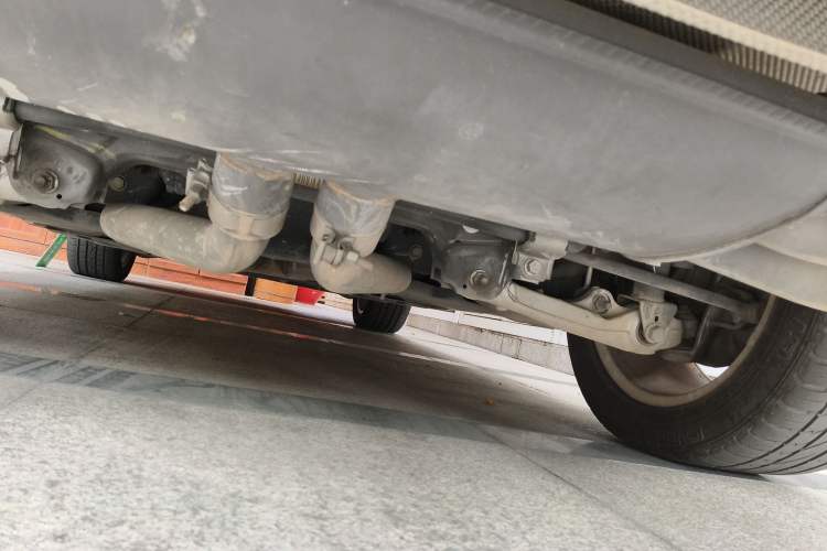 Used Mercedes-Benz M-Class 2014 ML 400 4MATIC Luxury Model Chassis Rear