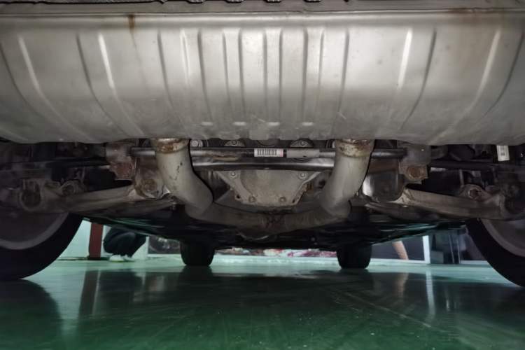 Used Mercedes-Benz M-Class 2014 ML 400 4MATIC Luxury Model Chassis Rear