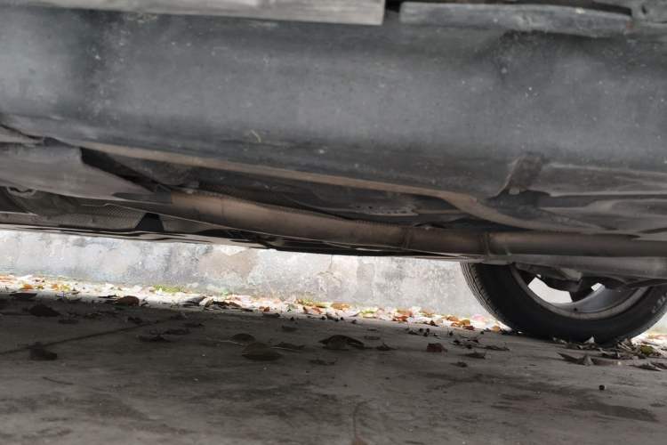 Used Mercedes-Benz M-Class 2014 ML 320 4MATIC Chassis Rear Left