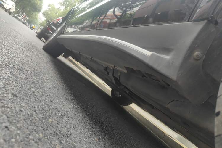 Used Mercedes-Benz M-Class 2014 ML 350 CDI 4MATIC Chassis Rear Left