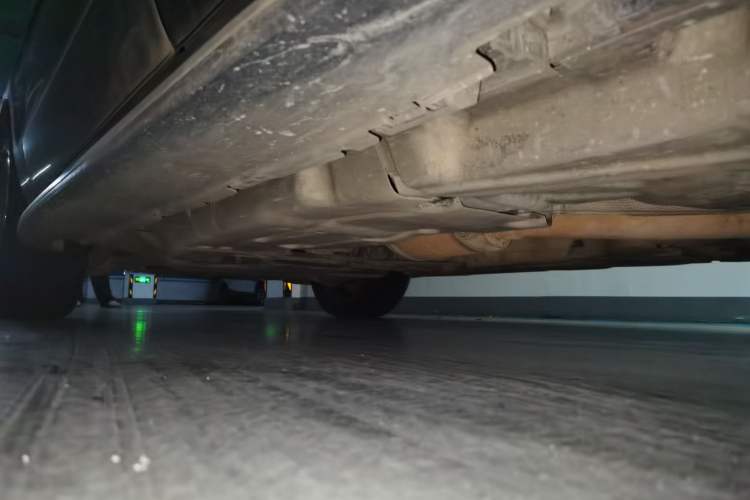 Used Mercedes-Benz M-Class 2014 ML 320 4MATIC Chassis Rear Left