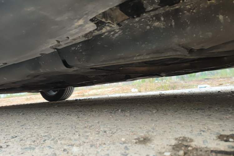 Used Mercedes-Benz M-Class 2014 ML 400 4MATIC Dynamic Model Chassis Rear Left