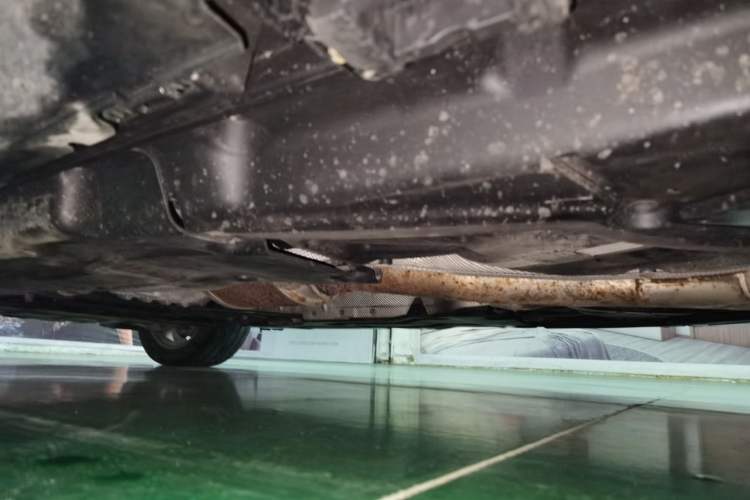 Used Mercedes-Benz M-Class 2014 ML 400 4MATIC Luxury Model Chassis Rear Left