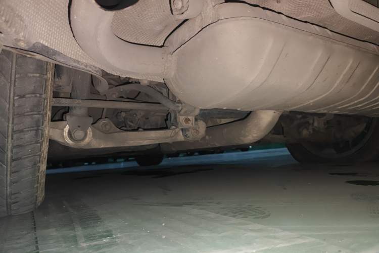 Used Mercedes-Benz M-Class 2014 ML 350 CDI 4MATIC Chassis Rear Left