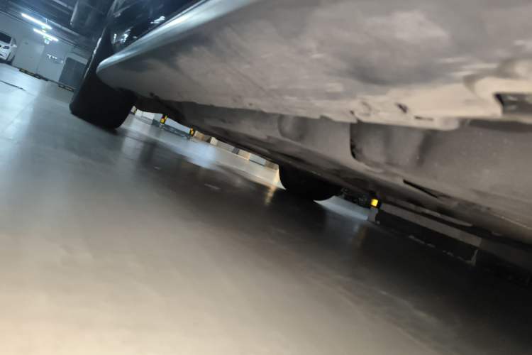 Used Mercedes-Benz M-Class 2014 ML 350 CDI 4MATIC Chassis Rear Left