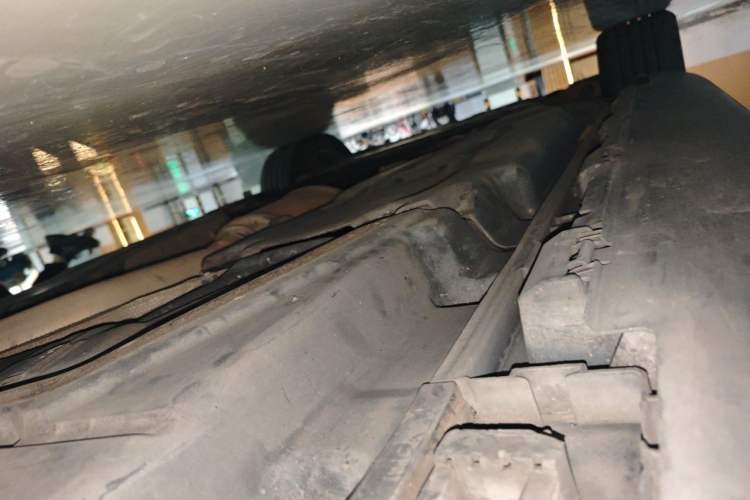 Used Mercedes-Benz M-Class 2014 ML 400 4MATIC Dynamic Model Chassis Rear Left