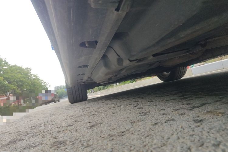 Used Mercedes-Benz M-Class 2014 ML 400 4MATIC Dynamic Model Chassis Rear Left