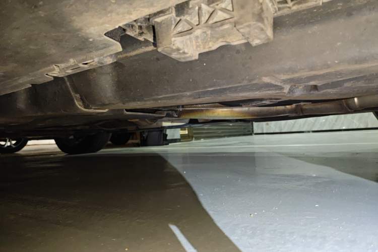 Used Mercedes-Benz M-Class 2014 ML 400 4MATIC Luxury Model Chassis Rear Left
