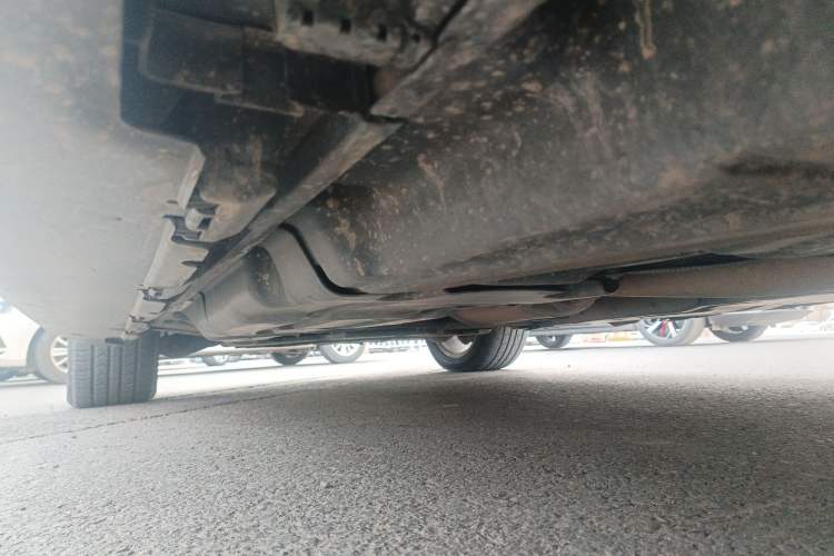 Used Mercedes-Benz M-Class 2014 ML 400 4MATIC Dynamic Model Chassis Rear Left
