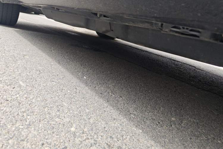 Used Mercedes-Benz M-Class 2014 ML 320 4MATIC Chassis Rear Left