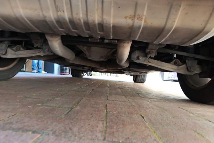 Used Mercedes-Benz M-Class 2014 ML 320 4MATIC Chassis Rear