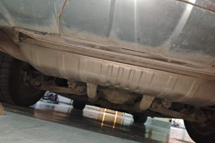 Used Mercedes-Benz M-Class 2014 ML 400 4MATIC Dynamic Model Chassis Rear