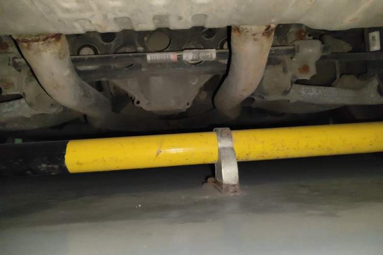 Used Mercedes-Benz M-Class 2014 ML 400 4MATIC Dynamic Model Chassis Rear