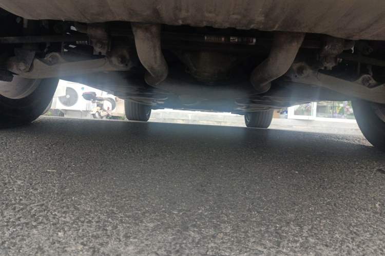 Used Mercedes-Benz M-Class 2014 ML 320 4MATIC Chassis Rear