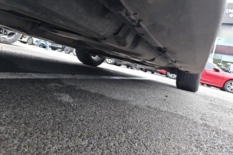 Used Mercedes-Benz M-Class 2014 ML 320 4MATIC Chassis Rear Right