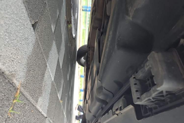 Used Mercedes-Benz M-Class 2014 ML 400 4MATIC Luxury Model Chassis Rear Right