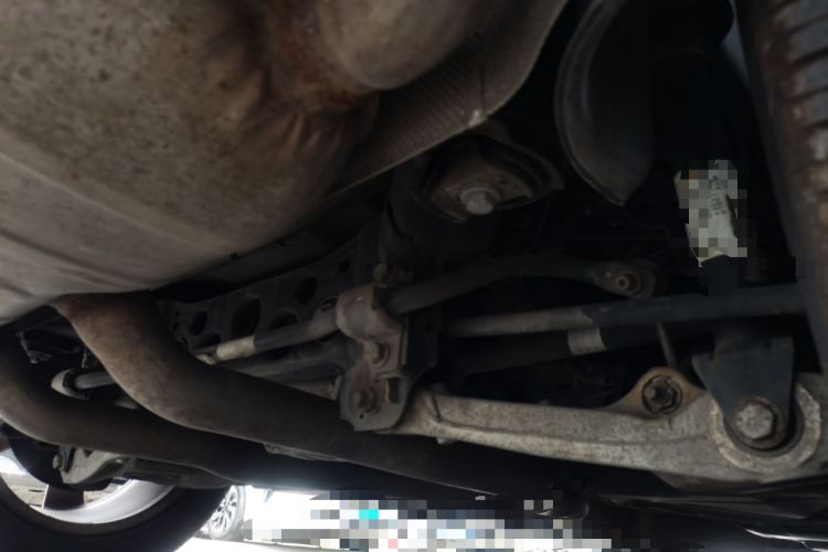 Used Mercedes-Benz M-Class 2014 ML 320 4MATIC Chassis Rear Right