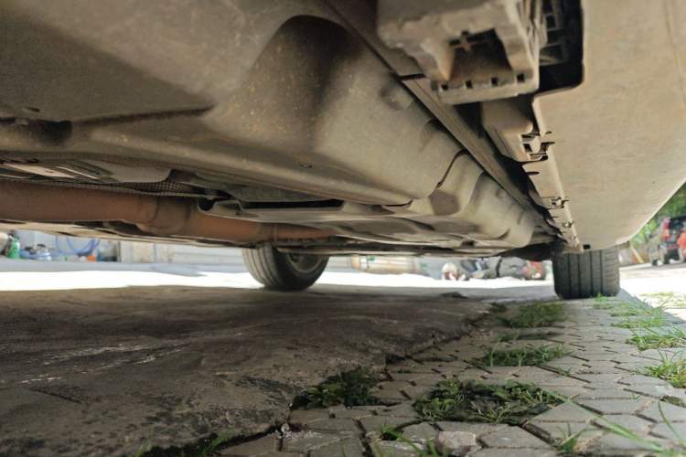 Used Mercedes-Benz M-Class 2014 ML 400 4MATIC Luxury Model Chassis Rear Right
