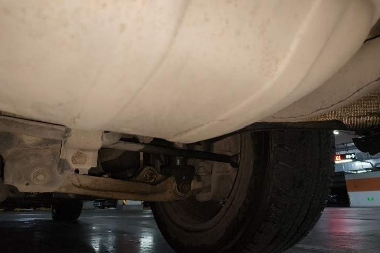 Used Mercedes-Benz M-Class 2014 ML 400 4MATIC Dynamic Model Chassis Rear Right