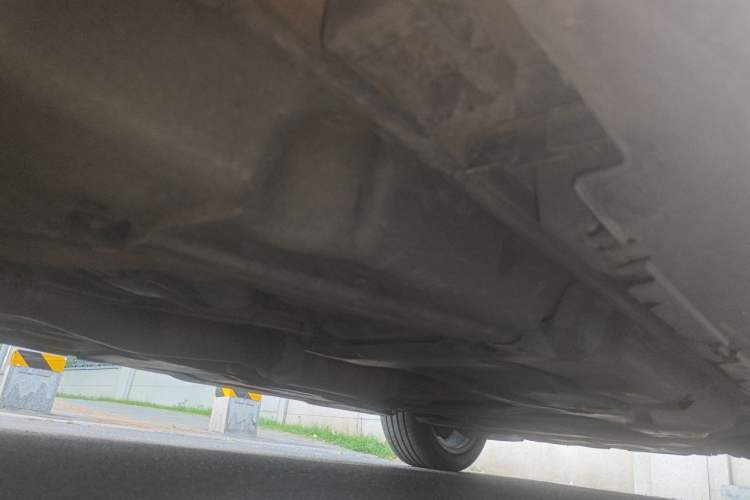 Used Mercedes-Benz M-Class 2014 ML 400 4MATIC Dynamic Model Chassis Rear Right