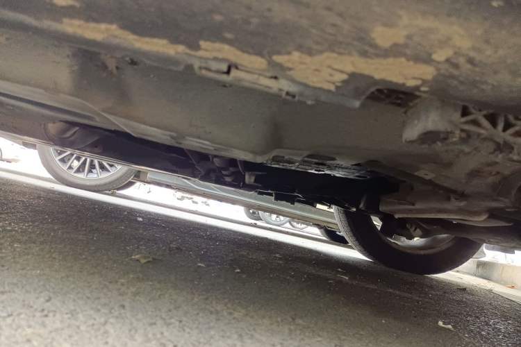 Used Mercedes-Benz M-Class 2014 ML 400 4MATIC Luxury Model Chassis Rear Right