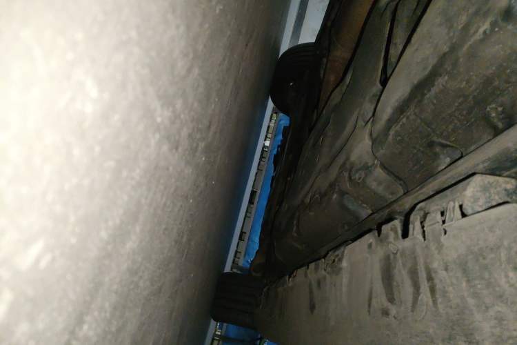 Used Mercedes-Benz M-Class 2014 ML 320 4MATIC Chassis Rear Right