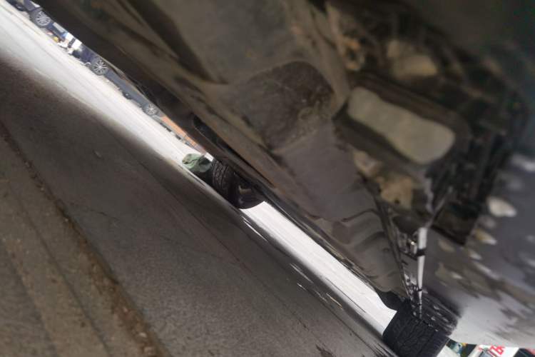Used Mercedes-Benz M-Class 2014 ML 400 4MATIC Luxury Model Chassis Rear Right