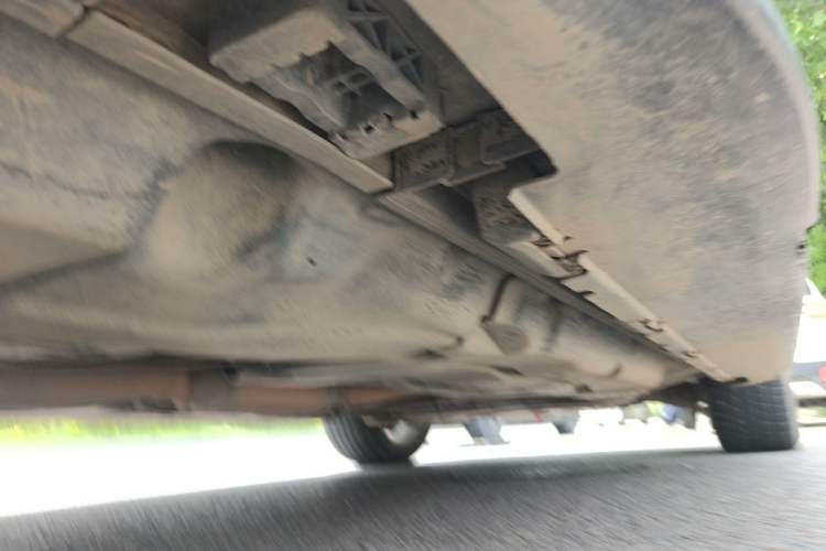 Used Mercedes-Benz M-Class 2014 ML 320 4MATIC Chassis Rear Right